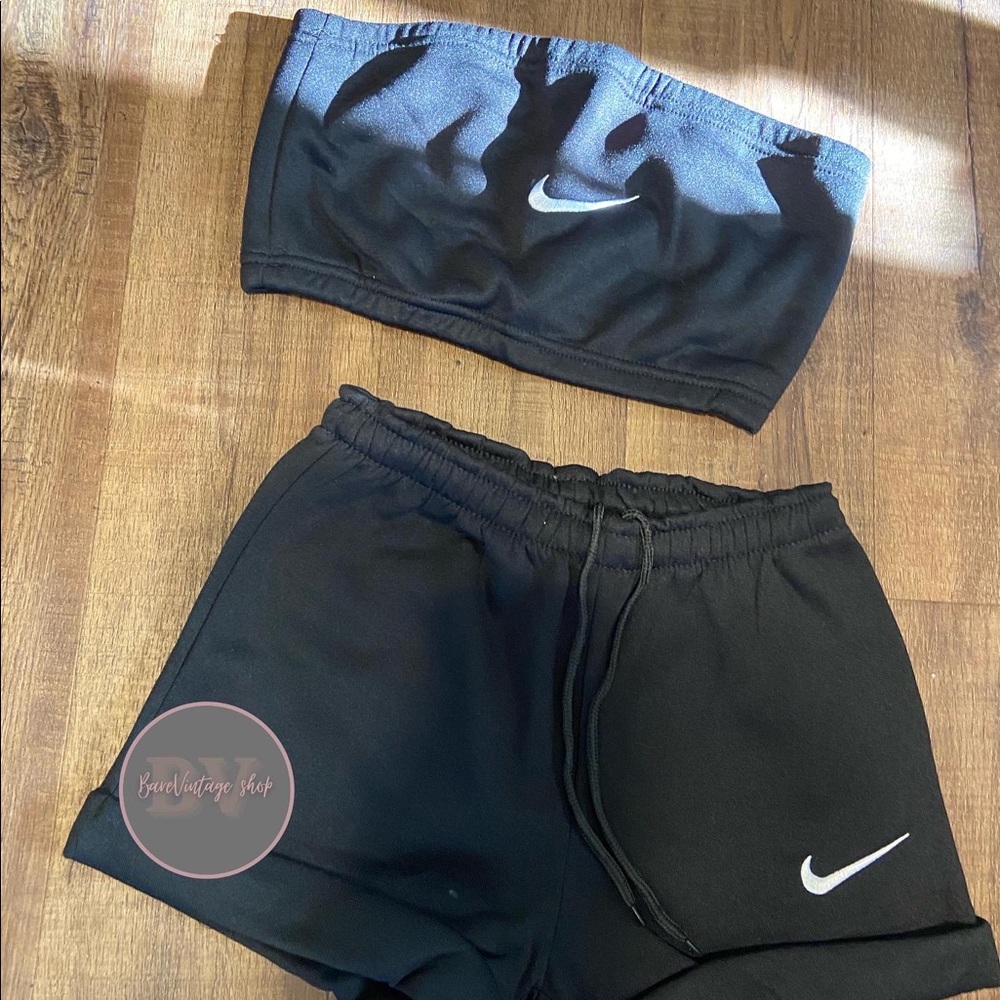 Nike sets